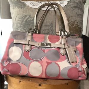 Coach Chelsea Jayden Carryall Scarf Print